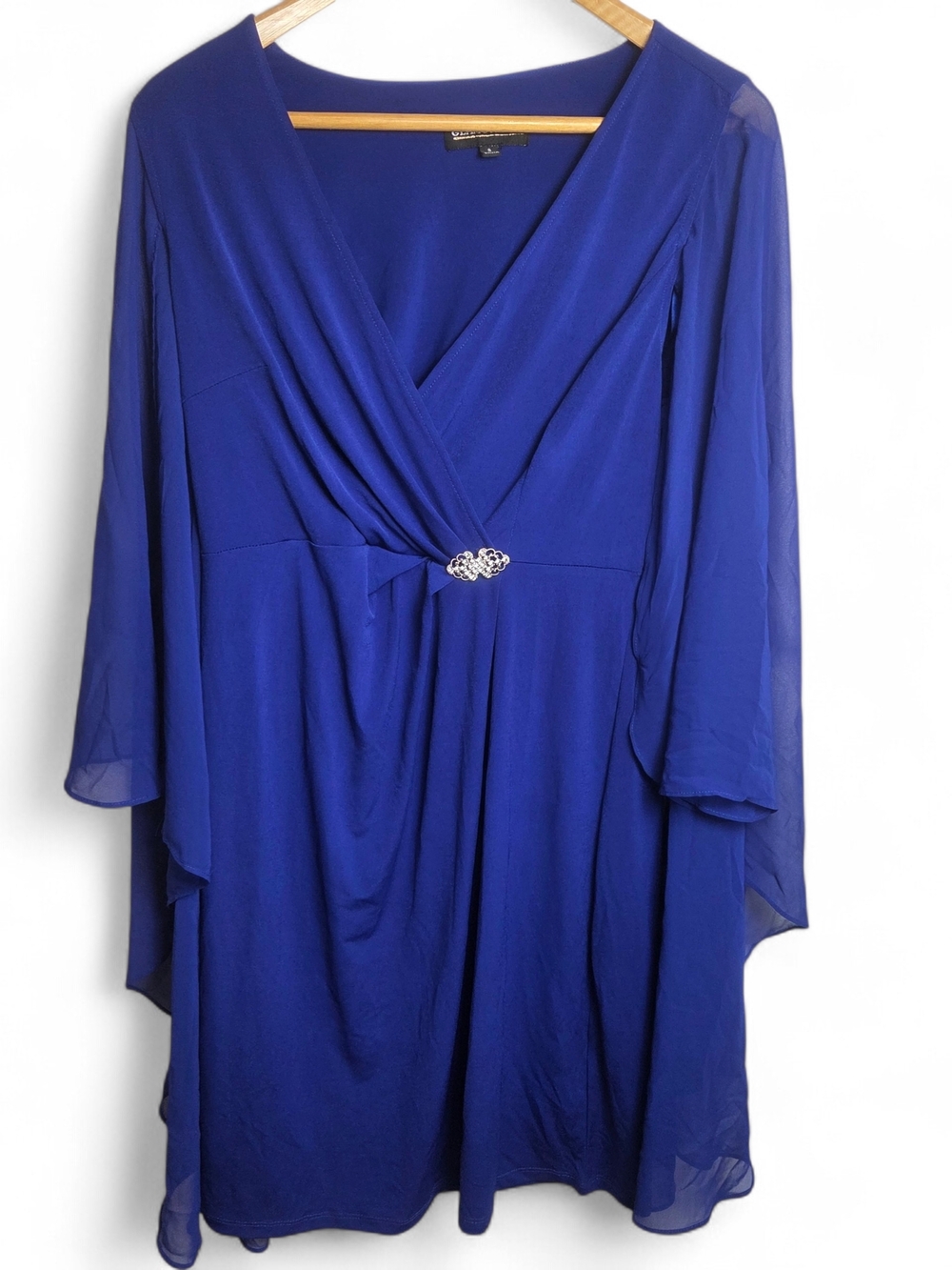 Glamour Nights Chiffon Overlay Cocktail Dress Size 8 Rhinestone Brooch Cape